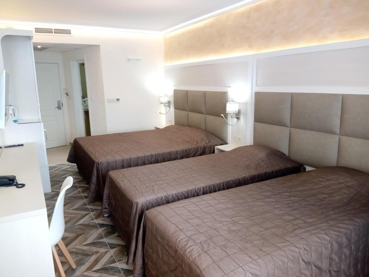 Sea View Triple S B Apartment Pomorie Exterior photo